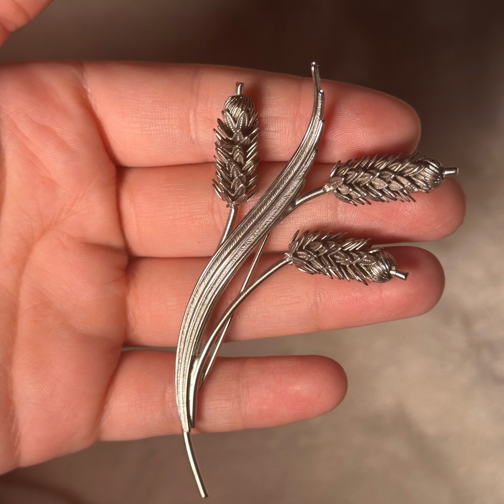 Silver Wheat Design Brooch